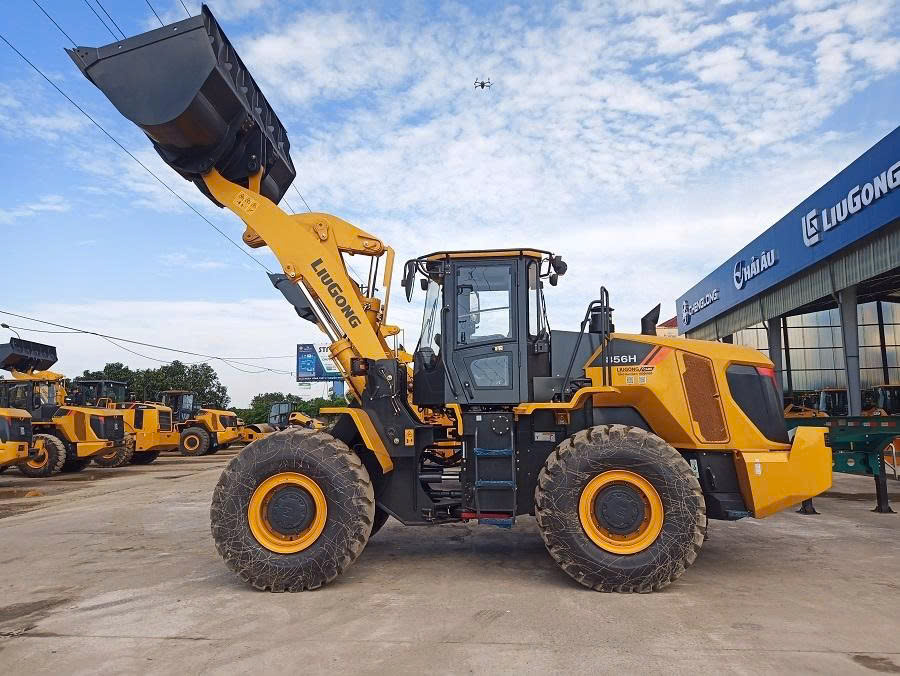 Máy Xúc Lật Liugong CLG856HSE Gầu 4.2-5.2m3 - Giải Pháp Tối Ưu Cho Công Trình Nặng